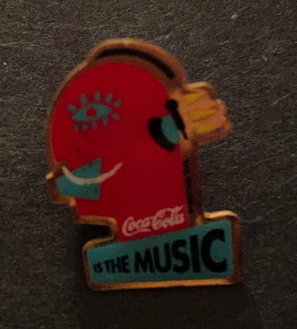 48103-1 € 1,50 coca cola pin music.jpeg